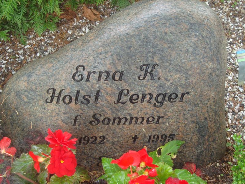 Erna K. Sommer.JPG